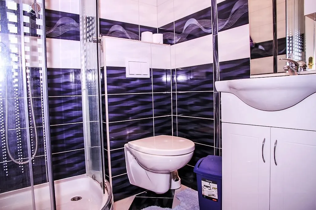 Rooms Cristal Roche Rijeka Guest house